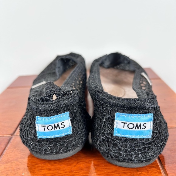 Toms black Moroccan Crochet Classic Slip-on Shoe, 10, suede insole Summer NEW - Picture 2 of 7